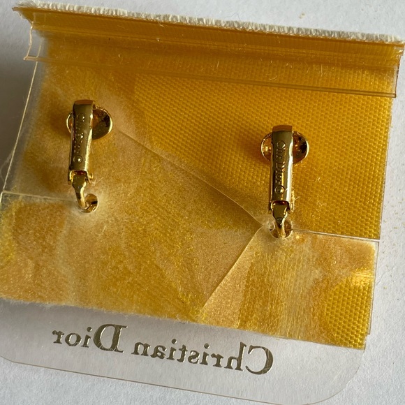 Christian Dior vintage purple amethyst clip on earrings rhinestone luxury - Picture 8 of 10